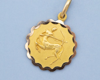 9K Vintage zodiac charm pendant - sagittarius charm in 9 karat solid yellow gold - star sign medal - perfect birth gift - Christmas present