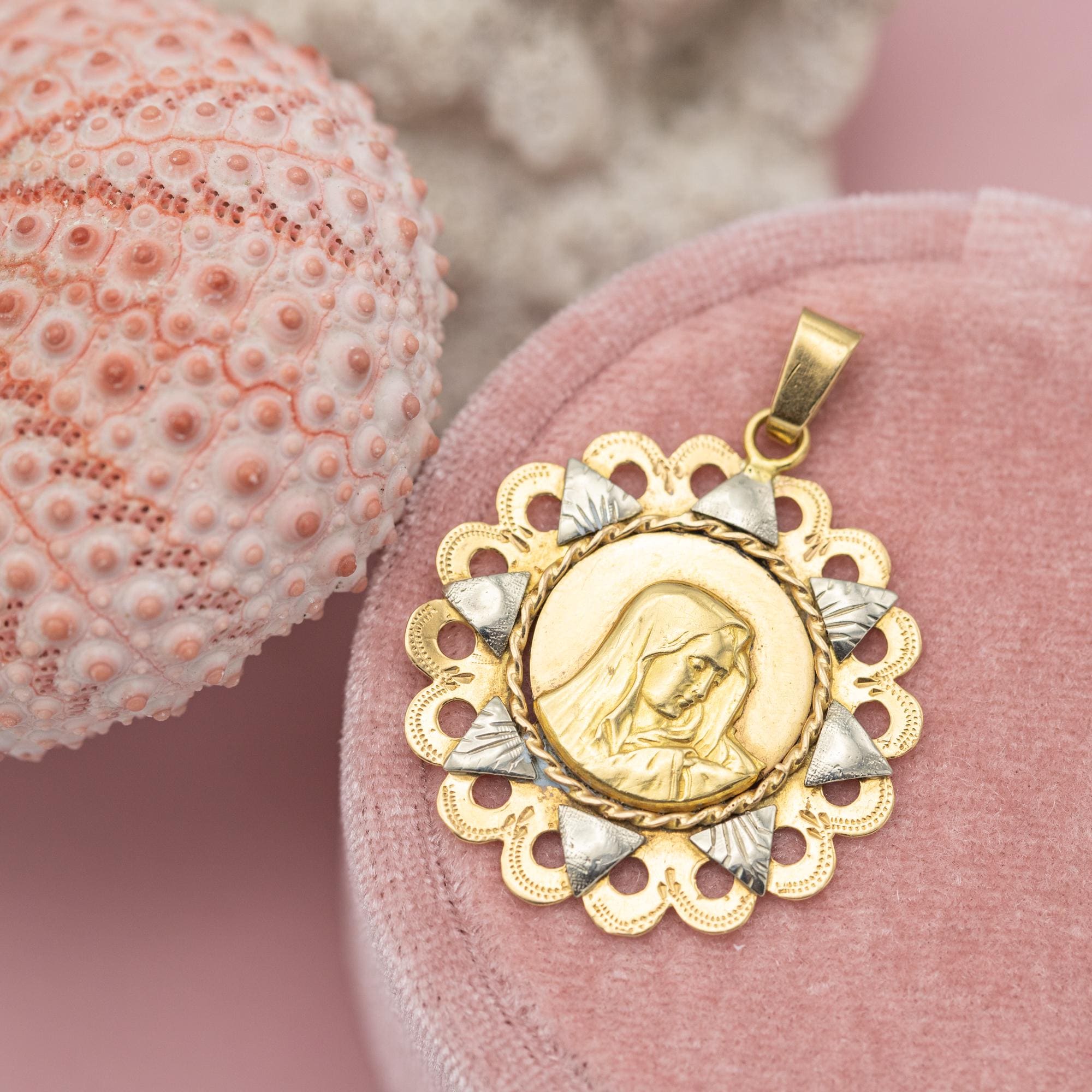 Ciondolo Vergine Maria 15 Anos Oro Giallo/bianco 14k Con Catena Valentino