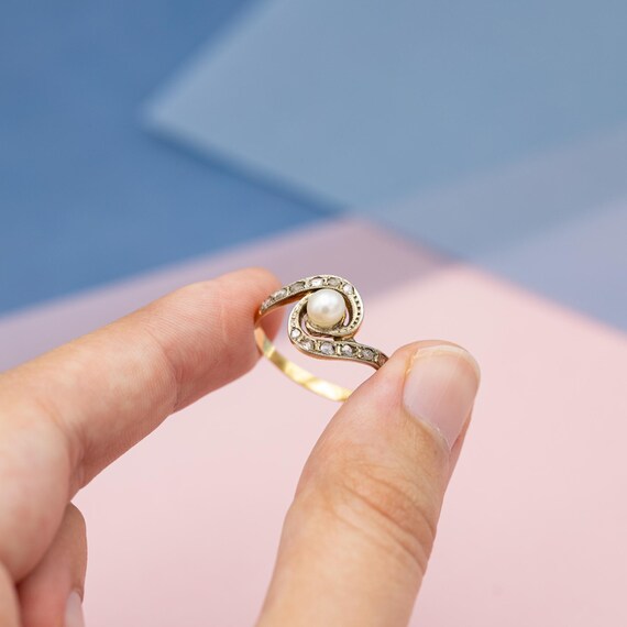Antique 18 karat solid gold ring - romantic Pearl… - image 8