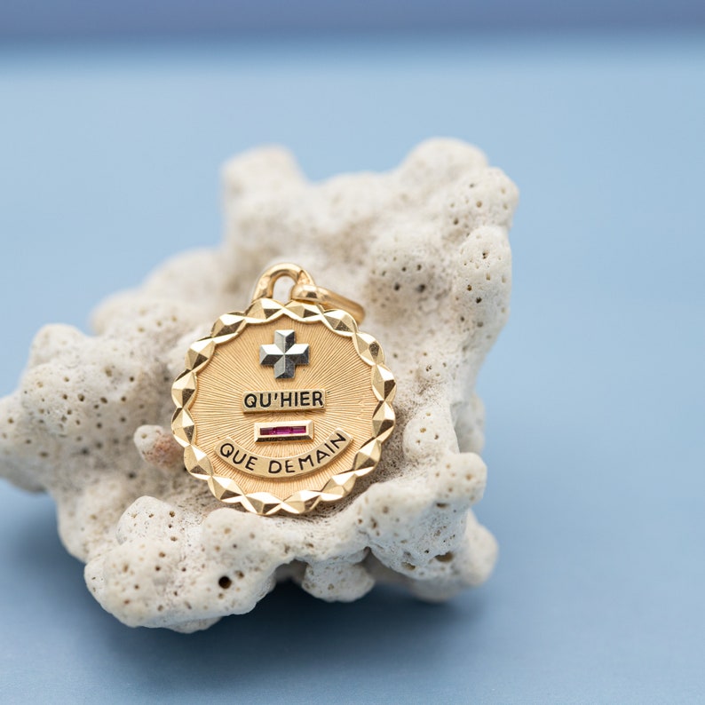 Authentic Plus Qu'hier Et Moins Que Demain Love Medallion Augis Charm