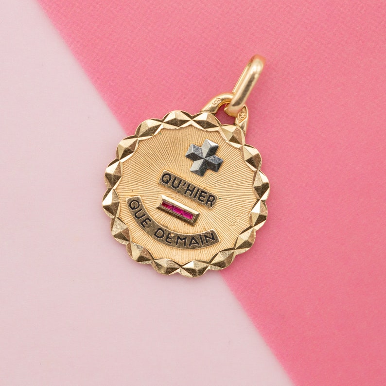 Authentic Plus Qu'hier Et Moins Que Demain Love Medallion Augis Charm