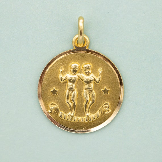 Heavy 18K Vintage Zodiac Charm - Gemini 18 Karat Solid