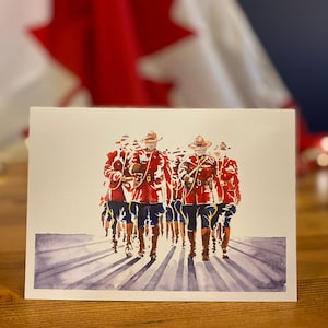 Carte de la GRC : « Remise des diplômes », officiers de la GRC marchant le jour de leur remise des diplômes depuis le dépôt, carte de voeux de félicitations, retraite, anniversaire.