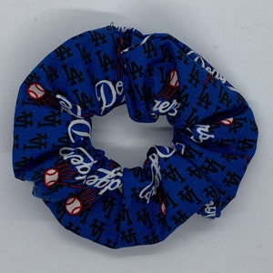 Dodgers scrunchie - Los Angeles Dodgers (not a licensed MLB product)