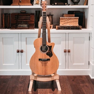 Maple Guitar Stand