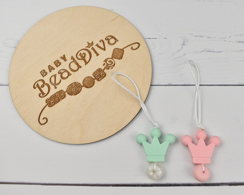 Crown Silicone Zipper Pulls