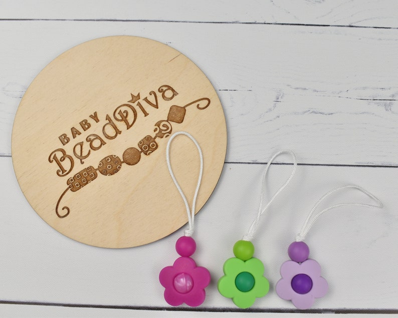 Daisy Silicone Zipper Pulls