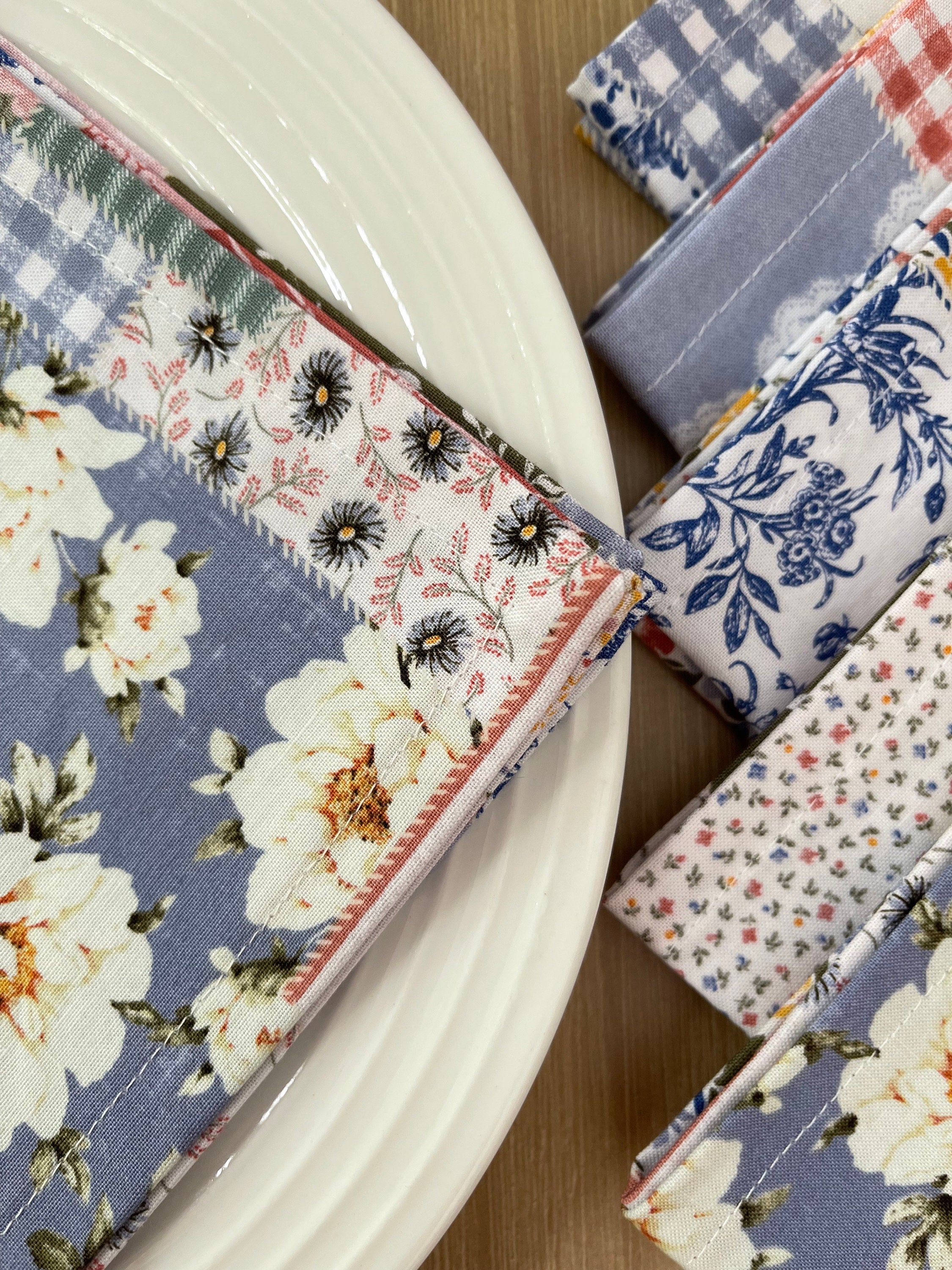 Cloth Napkins Set of 6 or 4 Boho Patch Spring Napkin Etsy