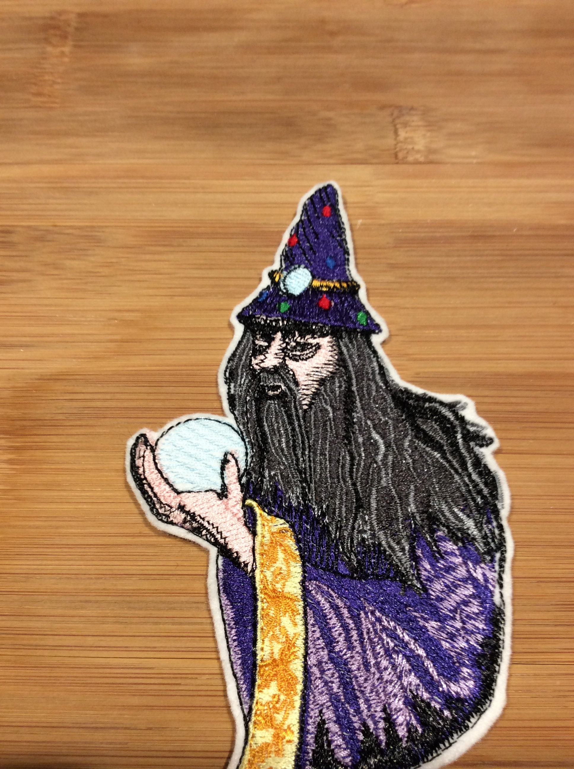 Embroidered Mystical Wizard with Crystal Ball 2 Size Sew/Iron-On Patch Celtic Border by Twistedstitcher 2018 Located in Abbotsford BC Canada - Thumbnail 4