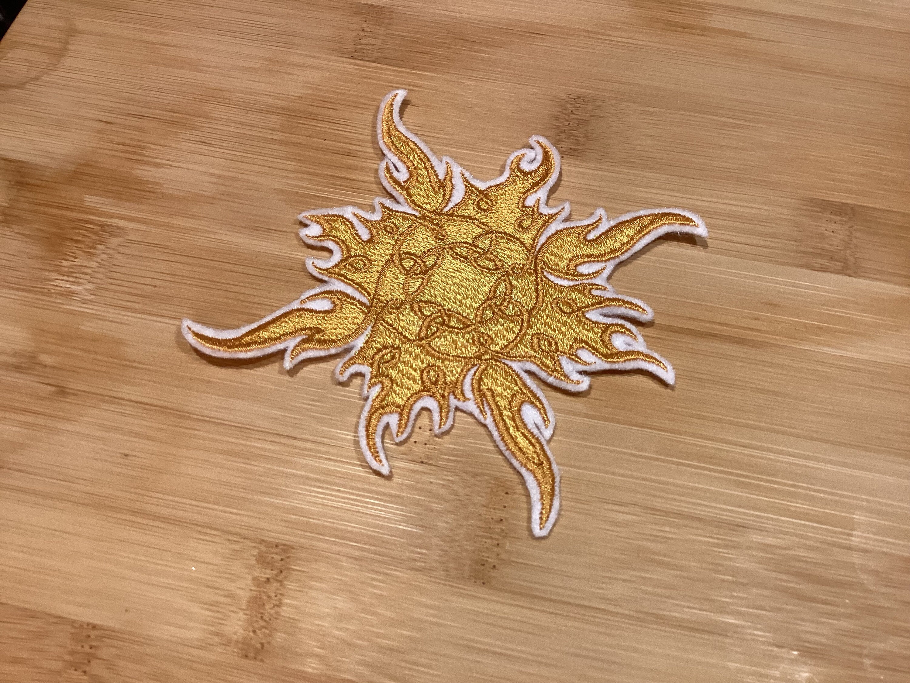 Embroidered Celtic Sun Patch Sew/Iron-On Style - Thumbnail 7