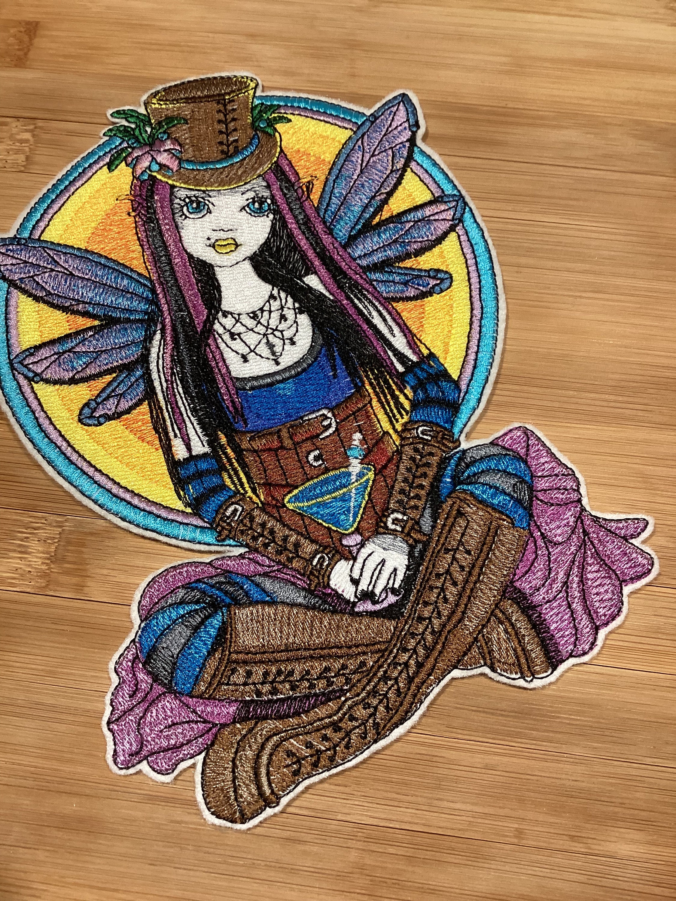 Embroidered Steampunk Winged Fairy Wearing a Top Hat Patch Sew/Iron-On 3 Sizes by Twistedstitcher 2018 Located in Abbotsford BC Canada - Thumbnail 6