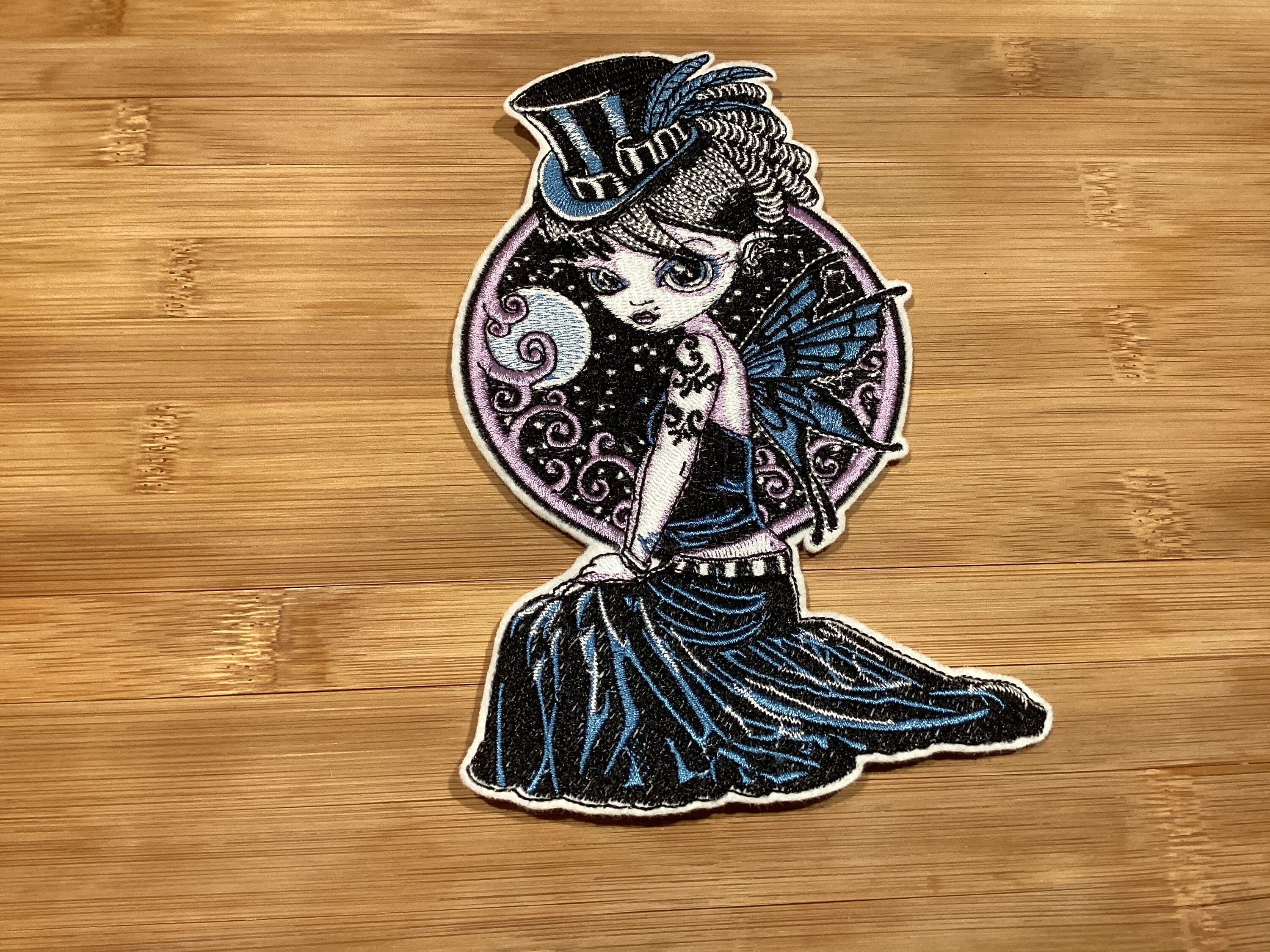 Embroidered Gothic Steampunk Winged Fairy in a Top Hat Patch Sew/Iron-On 3 Sizes by Twistedstitcher 2018 Located in Abbotsford BC Canada - Thumbnail 2