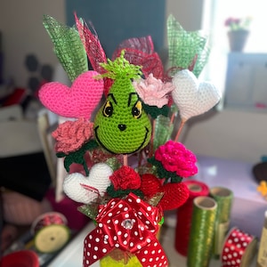 Crochet flower/character bouquets