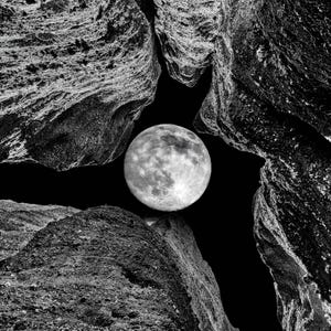 1779B Slot Canyon Full Moon