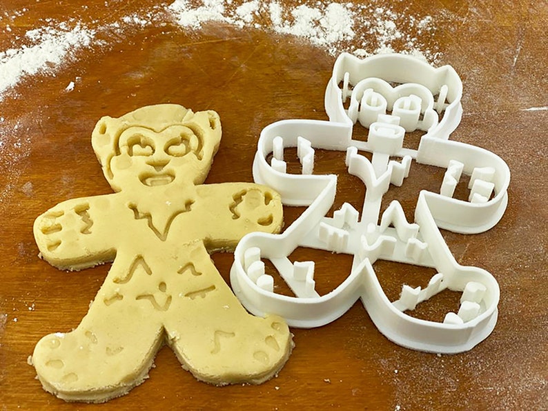 WOLFBREAD MAN Wolfmanstyle/Werewolf gingerbread man Cookie Etsy