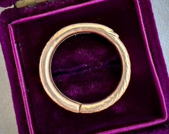 Antique 15ct Gold Ouroboros Snake Ring: Regency Era Charm Holder