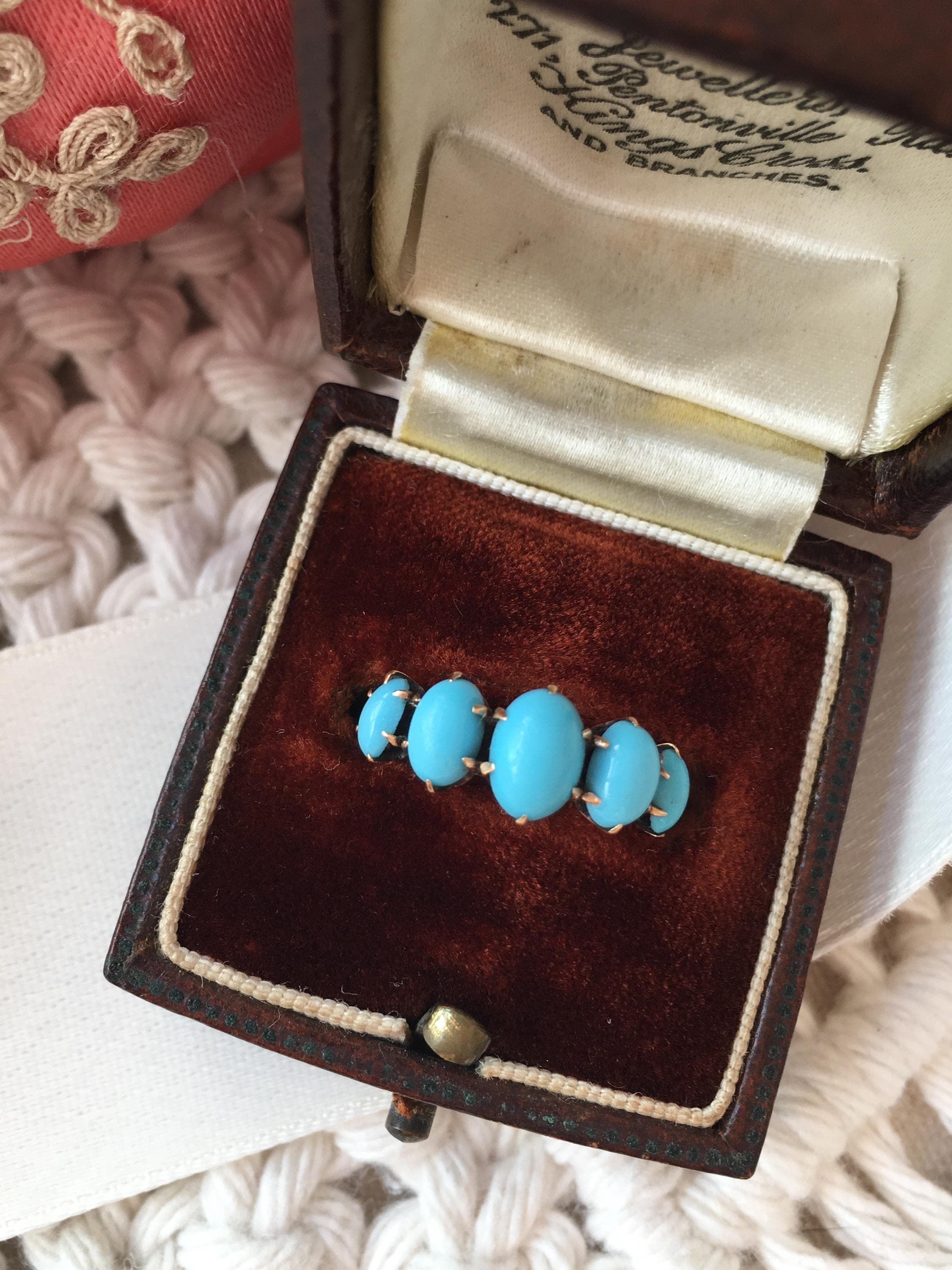 アンティークビクトリアンターコイズリング：18Kゴールド5石ハーフ