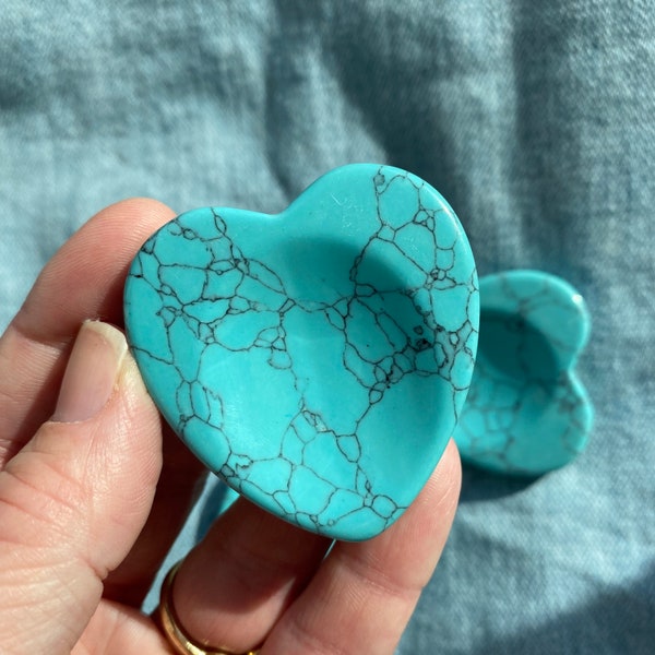 Turquoise worry stones. Ideal for promoting self healing and reducing stress and anxiety. Give your meditation ritual a focus point.