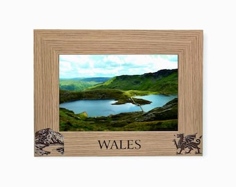Wales Holiday Personalised Wooden Photo Frame Travel Wales Memories Keepsake Gift Snowdonia Wooden Photo Frame