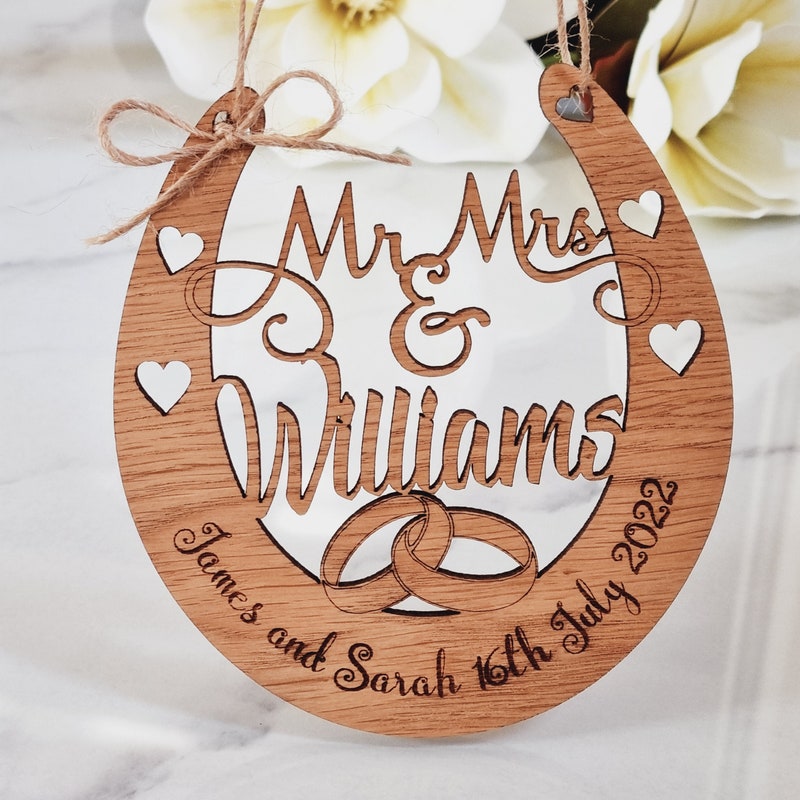 Personalised Wedding Horseshoe Mr & Mrs Good Luck Bridal Lucky Keepsake Horseshoe Gift In White - Foto 4