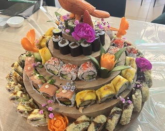 Wooden Sushi Platter Pyramid – 38cm Round Sushi Cake Stand, Handmade Oak Serving Tray