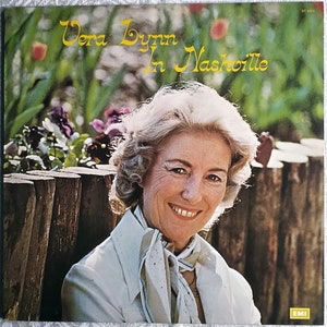 Vera Lynn – Vera Lynn In Nashville / Vinyl LP/ *Original 1977 EMI Records Canadian Release / The Jordanaires / *Totally MINT_LIKE*