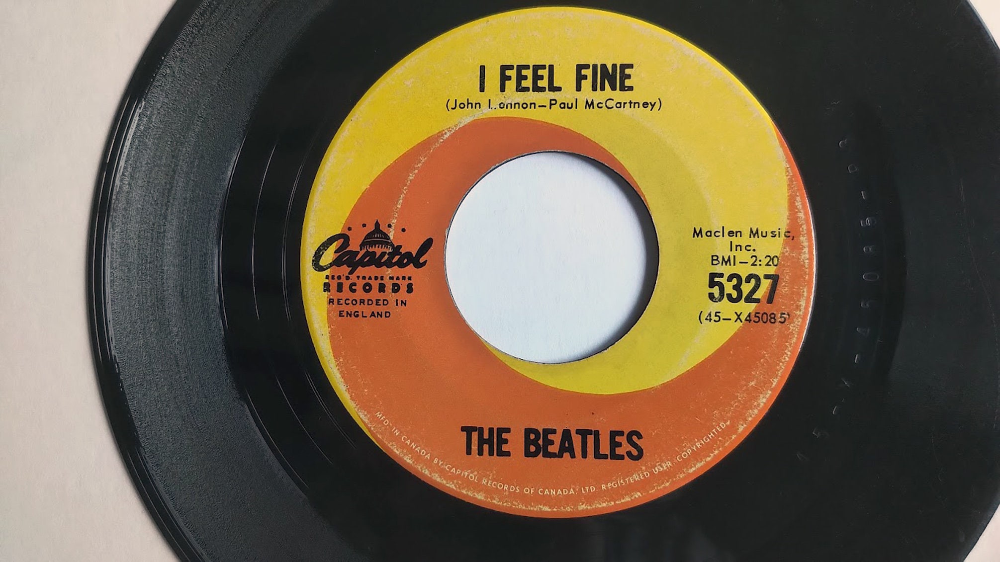 The Beatles - I Feel Fine/ She's A Woman / Vinyl - 7