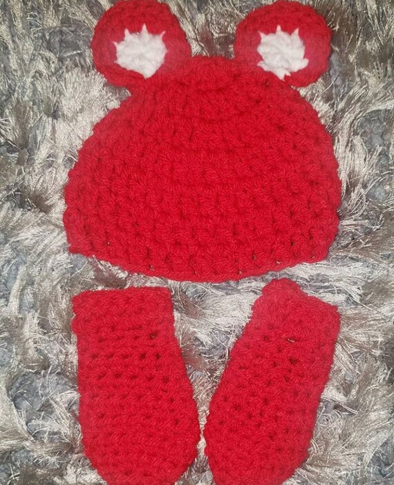 infant winter hat and mittens