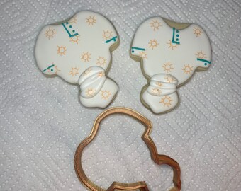 Baby knotted onesie cookie cutter, Baby Shower, Custom Cookie Cutters, PLA Cookie Cutters, Clean cutting Edges