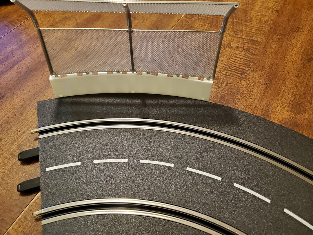 Slot Car Track Fencing, Barrier Fence 132, 1/32 Scale Fits Carrera
