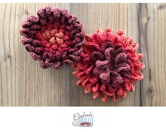 Crocheted cervix flower in wine red and salmon tones - birth preparation - tools for pregnancy, midwives and doulas