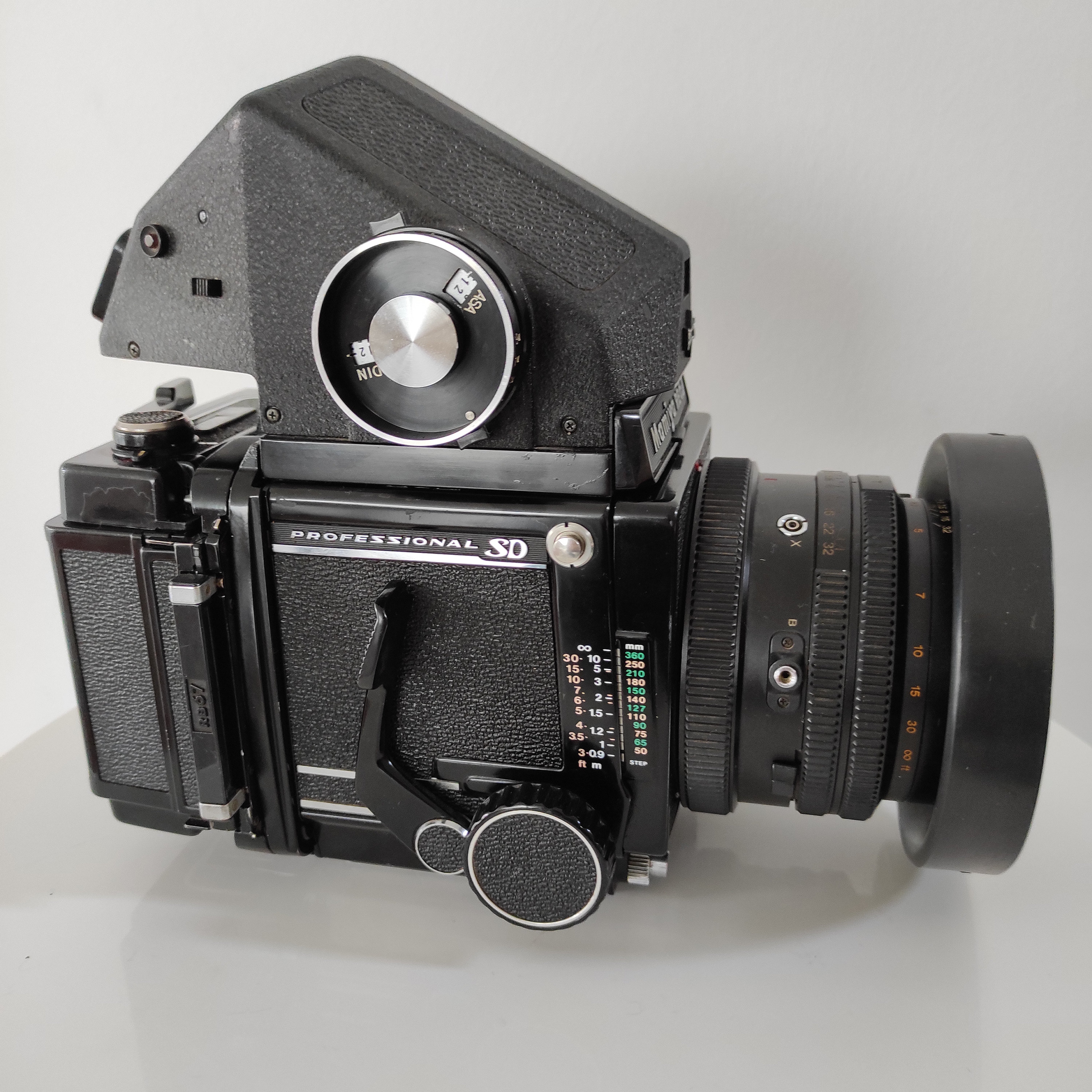 Mamiya RB67 PROFESSIONAL S f4.5 140mm Mamiya RB67 SD Film Camera