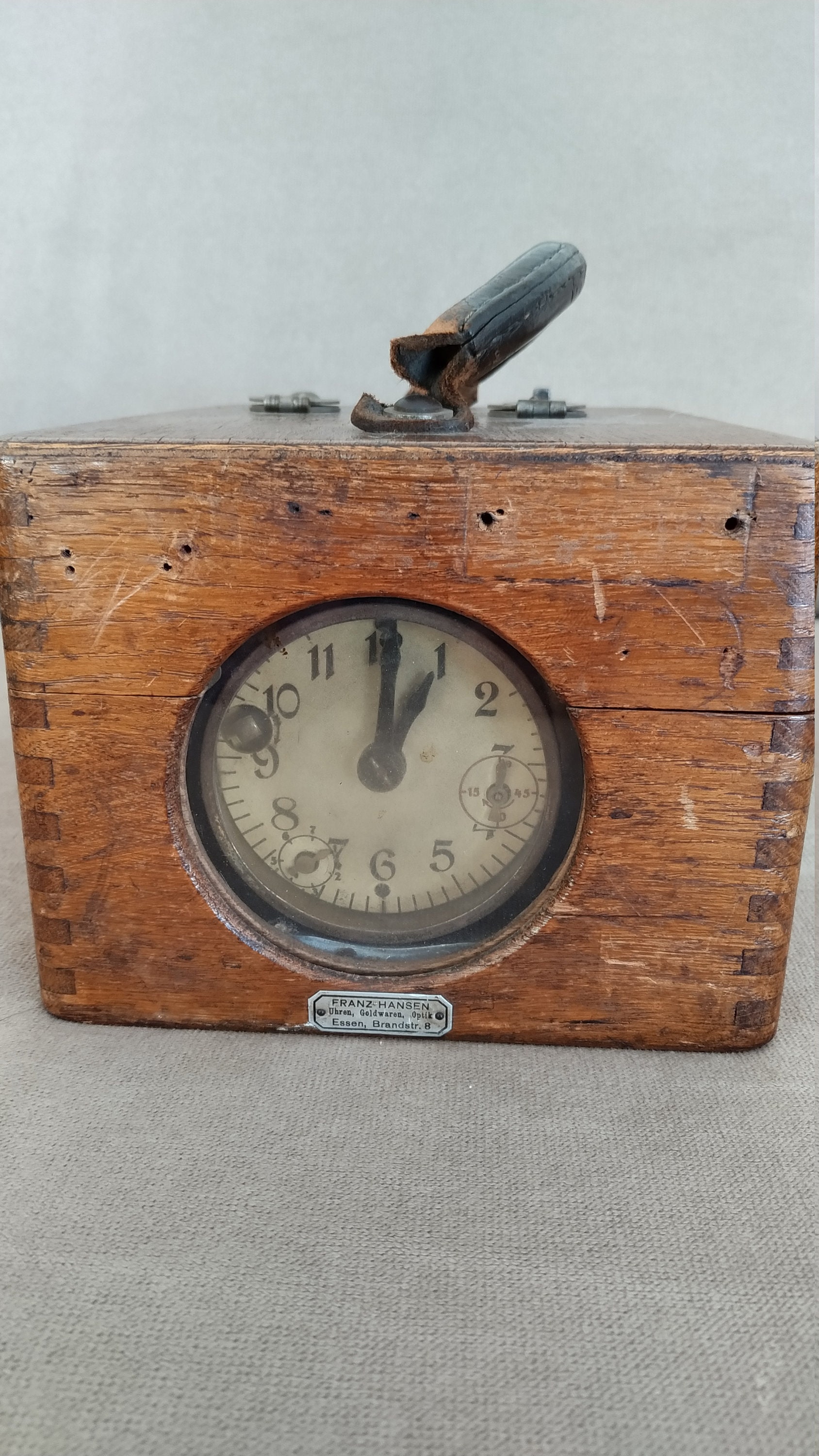 Racing Pigeon Clock for sale Only 3 left at 75