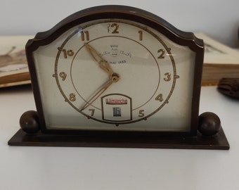 Seiko Puppet Wind-up 1970's Alarm Clock in Book Case