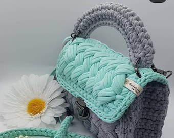 Handmade bag made of high-quality knitted threads/handmad bag /bag/ knitted bag/bag for her/fashion/ present/ wedding/crossbody/clutch