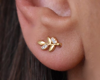 Leaf Ear Climber,Gold CZ Ear Climber,Ear Climber Leaf,Dainty Ear Climber,Gold Leaf Ear Climber,Leaf Ear Climber Earrings,Leaf Ear Crawler