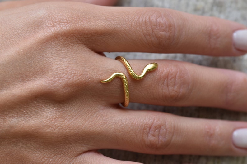Adjustable Snake Ring,Snake shaped Rings,24K Gold Layered Snake Ring Women,Rose Gold Snake Ring,Dainty Snake Ring Women