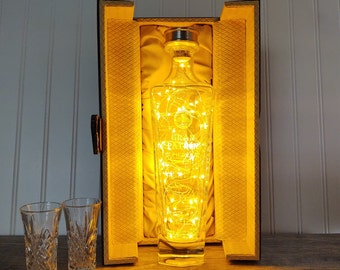 Lámpara de botella de tequila Gran Patrón Piedra – Luz de acento LED de cristal
