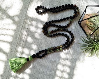 Diffuser mala, Black Lava and Green African opal 108 beads knotted meditation mala with green tassel, Men&#39;s mala