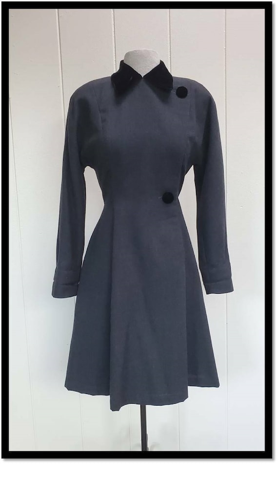 Vintage 80s St. Gillian Petite 100% wool dress Sz