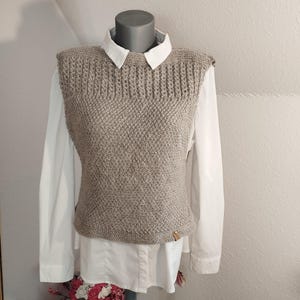 Pulloverväst, slipover, topp storlek 38, handstickad