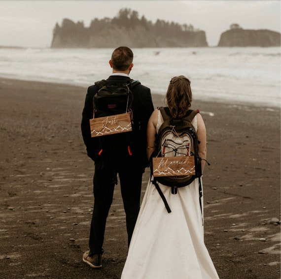 Just Married Backpack Sign: Mountain Wedding Elopement Decor  display picture 2