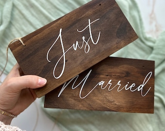 Mini Just Married Backpack Sign: Mountain Wedding Photo Prop