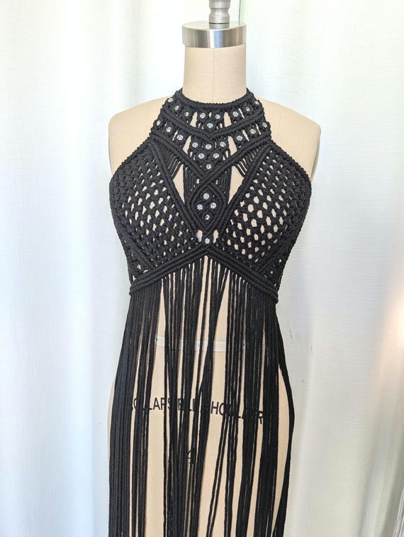 adrianna papell beaded cocktail dress V-Neck Tea-Length Mesh Evening Gown with Flutter Sleeves AP1E211444W Aje. Gabrielle Plunge Midi 4=handle=white=frances-woven-rattan-tall-vanity-chest-with-mirror-white size:5.5 Womens Adrianna Papell Petite