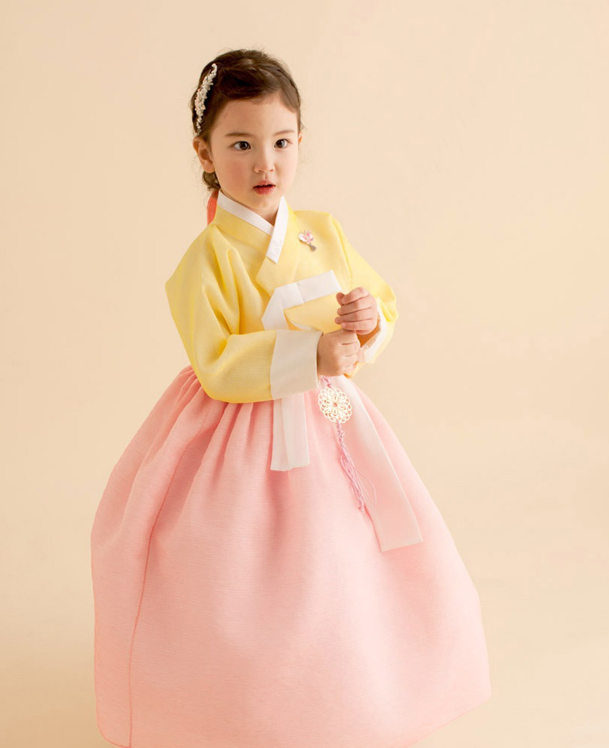 yellow hanbok