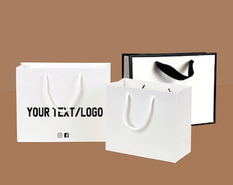 Custom Logo Boutique Paper Bags Shopping Bags with Handle Clothes Merchandise Bag Boutique Retail Bag Party Gift Bag Wedding Bag Recyclable