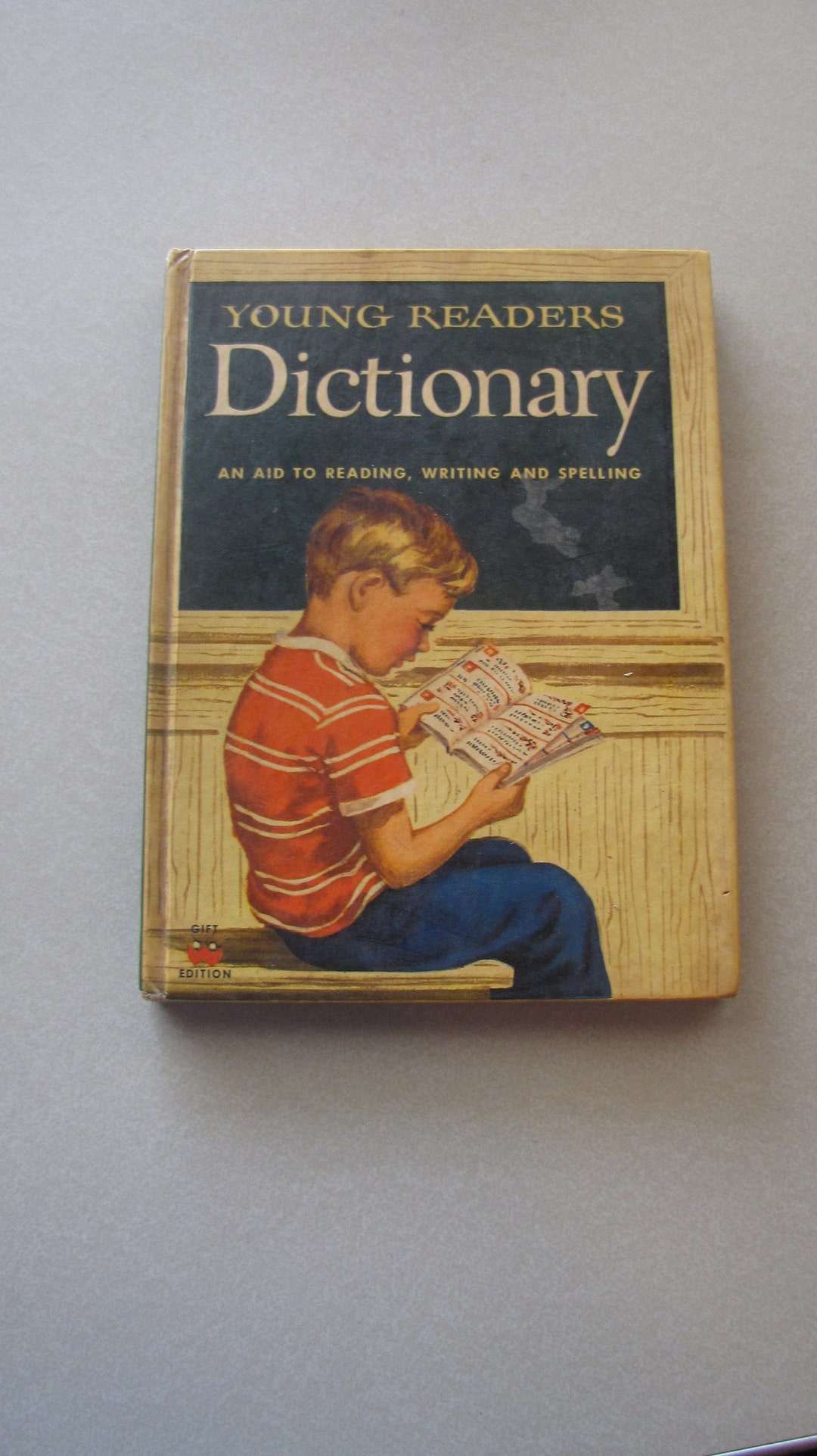 Young Readers Dictionary, an Aid to Reading, Writing and Spelling by ...