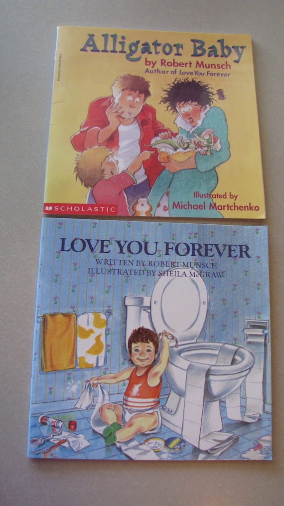 Love You Forever by Robert Munsch, Sheila McGraw, Paperback