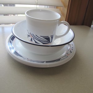 5-Pieces of Corelle "Nocturne" Pattern, 1-Bowl/1-Cup/3-B&B Plates