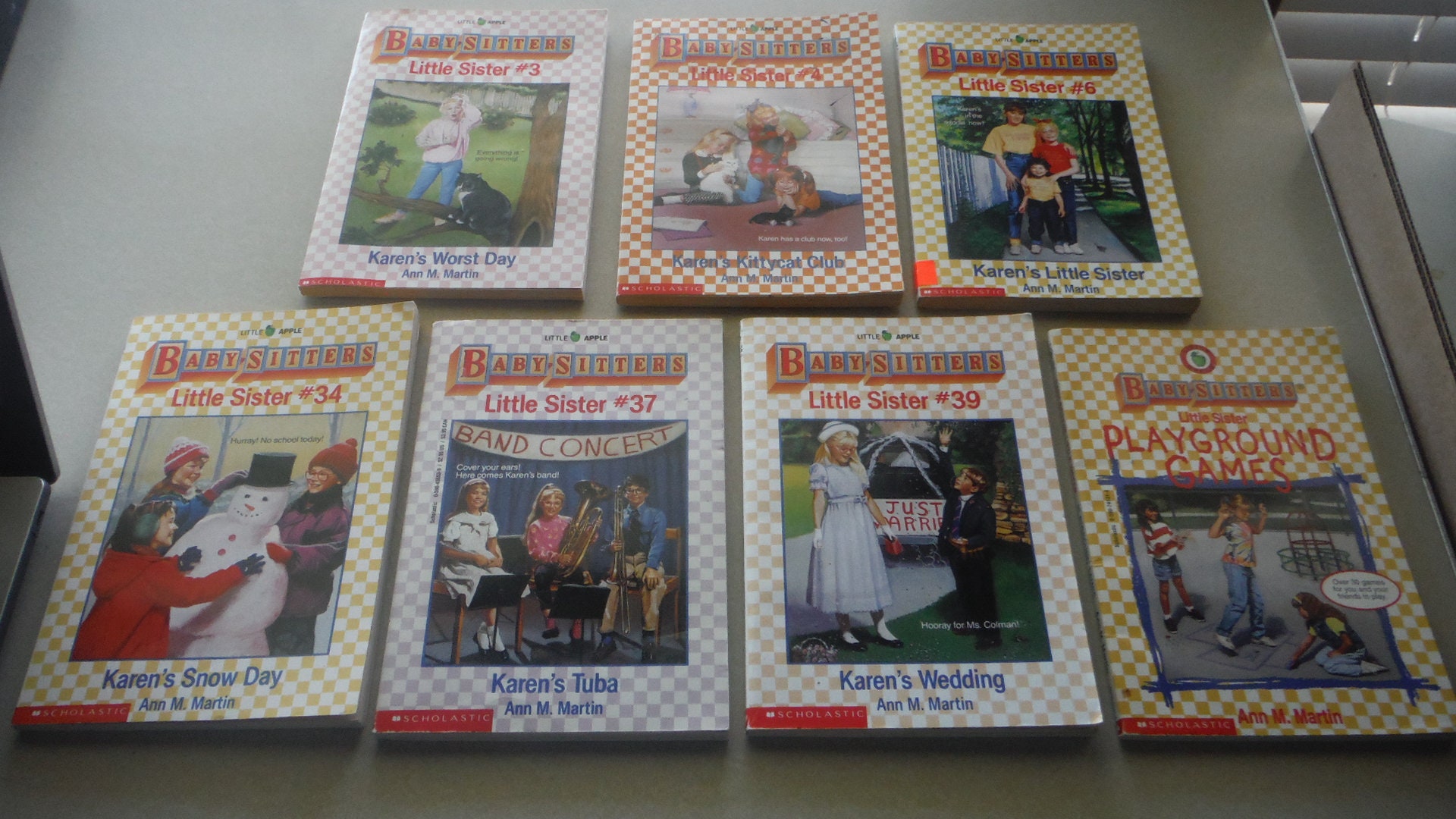 11-Babysitters Little Sister Bücher, #1,3,4,6,28,34,37,39,46,81 & 82 Taschenbücher 1980-1990
